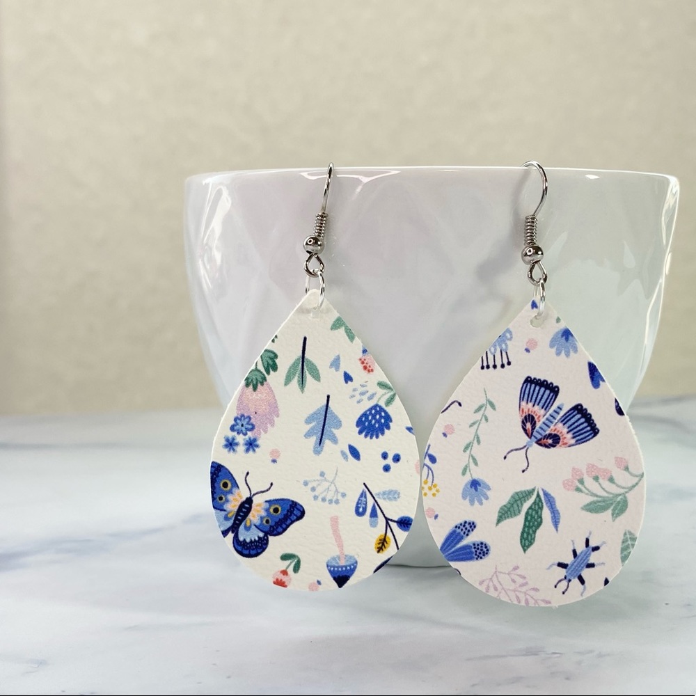 🦋Blue dragonfly earrings, Blue flowers, butterfly